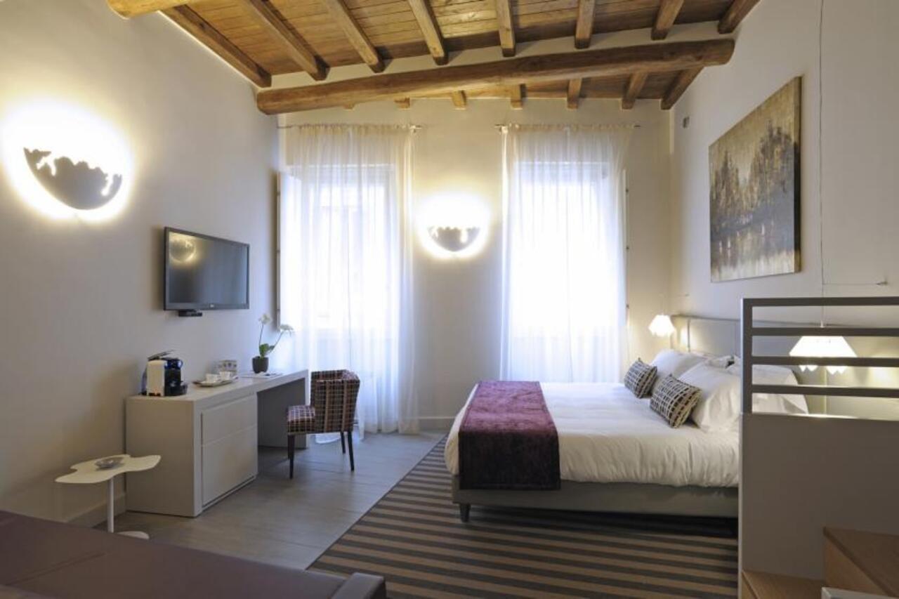 Trevi Palace Luxury Inn Рим Стая снимка