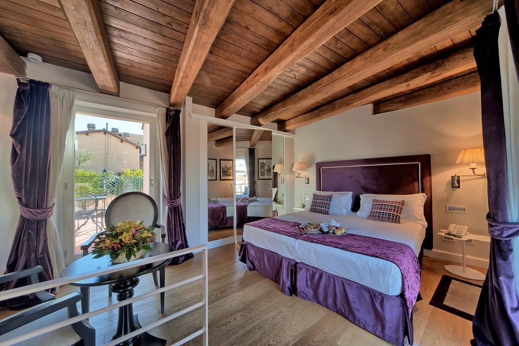 Trevi Palace Luxury Inn Рим Екстериор снимка