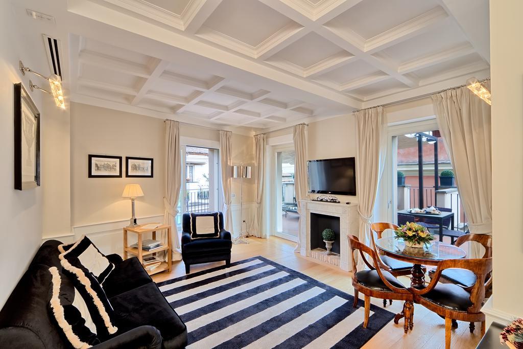 Trevi Palace Luxury Inn Рим Екстериор снимка