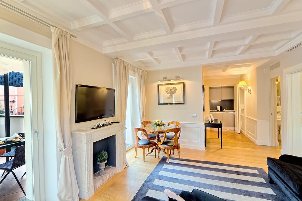 Trevi Palace Luxury Inn Рим Екстериор снимка
